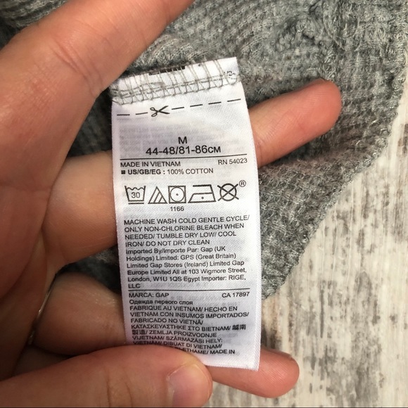 Gap waffle tee! - Picture 2 of 3